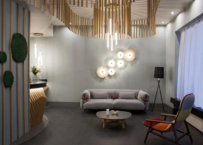 Central Hotel, Trademark Collection By Wyndham