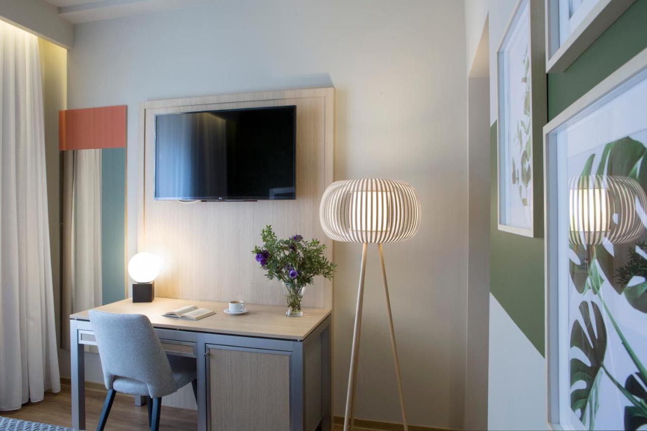 Hotel, Trademark Collection By Wyndham Hotel